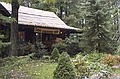 The Log Country Inn is a nice B&B about 15 miles south of Ithaca (beyond Ithaca College)