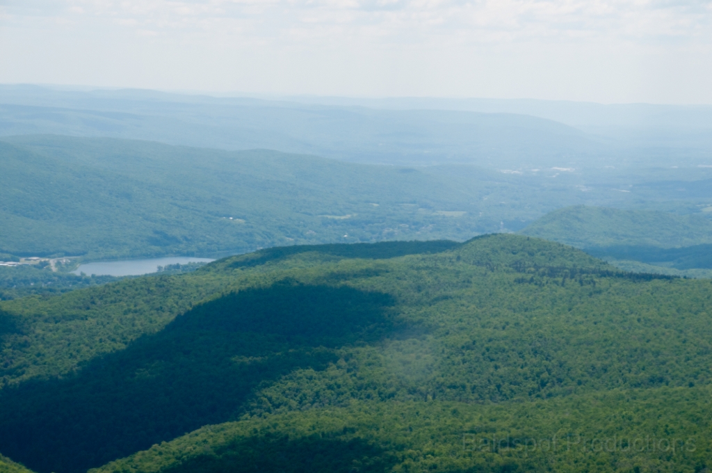 017__DSC1200.jpg - Observation tower at the top of Mt. Greylock