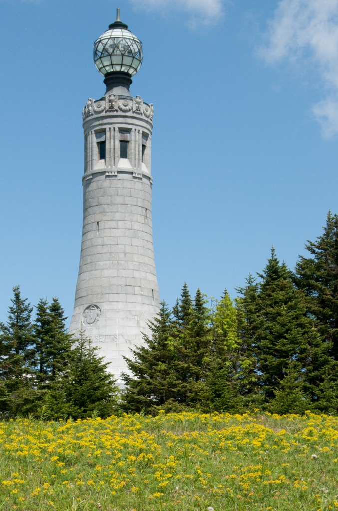 024__DSC1210.jpg - Mt. Greylock summit