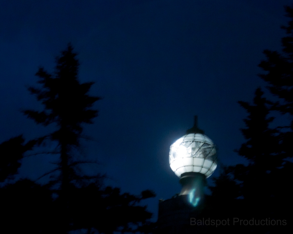 099__DSC1386.jpg - Mt Greylock dinner and views at night