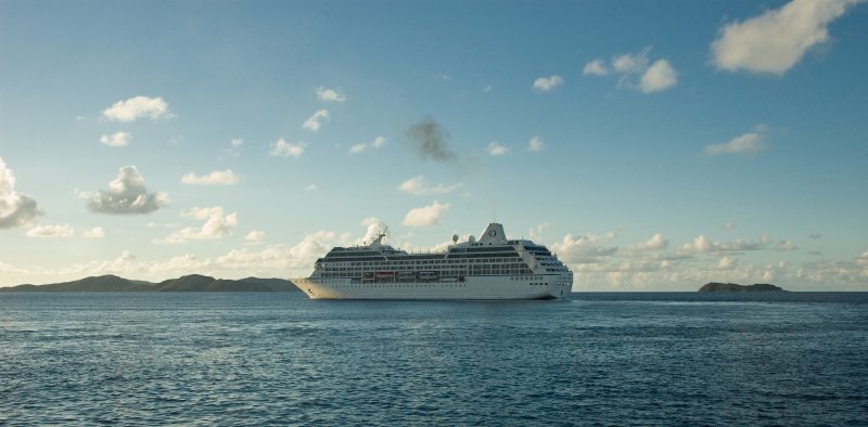 074_DSC_4947.jpg - Ferry ride back to Tortola -- cruise ships here, there and everywhere