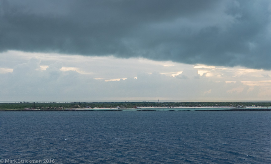 Coming in to Castaway Cay   (June 03, 2017)