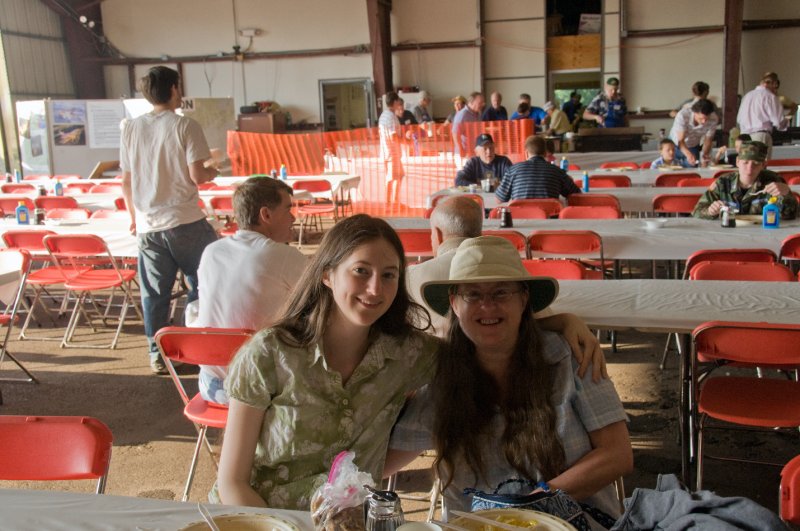 _DSC1878.jpg - Pancacke breakfast at the flying club (7:30 AM!)