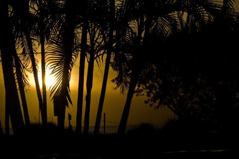 DSC_0767.jpg - Sunset view from Lazy Flamingo Restaurant (north end of Sanibel)