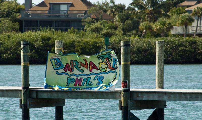 DSC_0967.jpg - Lunch at Barnacle Phil's (Safety Harbor, North Captiva)