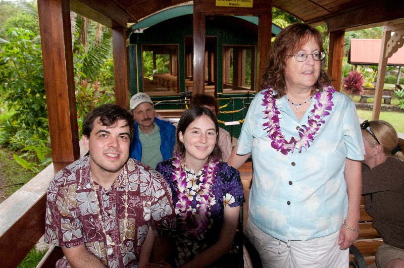 086_DSC1599.jpg - Kilohana Plantation train ride (Luau Kalamaku)