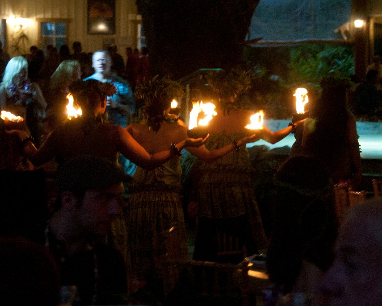 101_DSC1634.jpg - Luau Kalamaku show