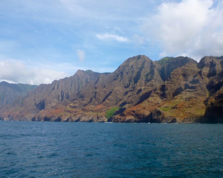 145P1000126.jpg - Na Pali Coast sunset dinner cruise, Holo Holo Charters